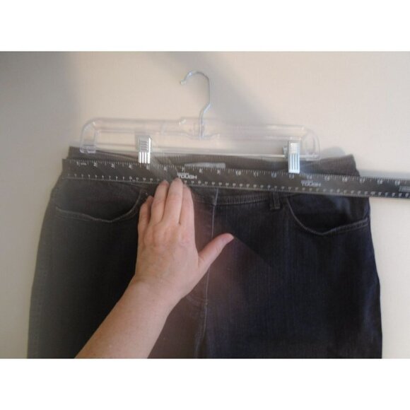 Chico's Platinum Black Jeans Sz 2.5 Short Petite Wide Leg (US 14) - Picture 7 of 8